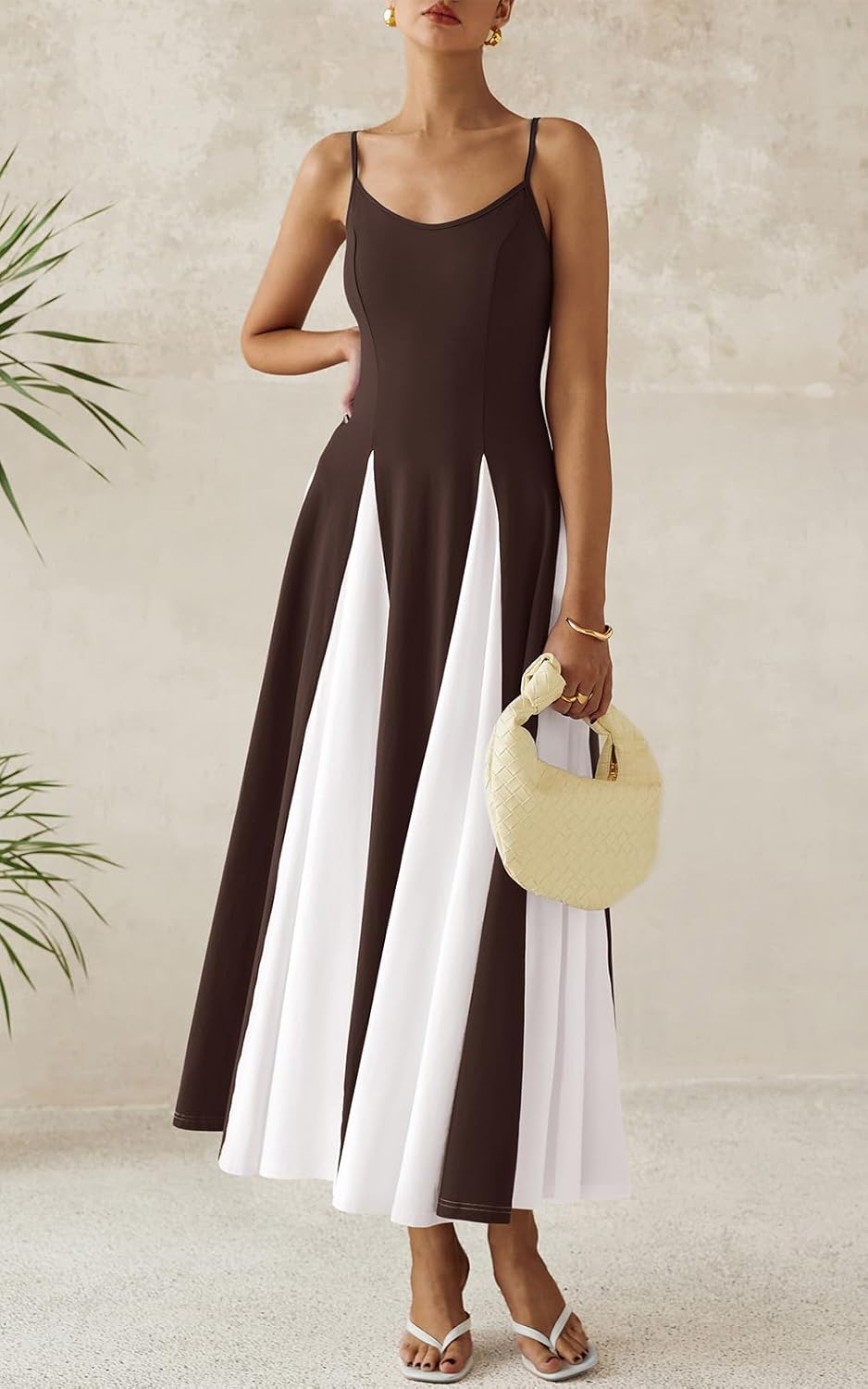 Spaghetti Strap Backless Summer Dresses for Women 2025 Flowy Maxi Dresses Sleeveless Wedding Guest Dress